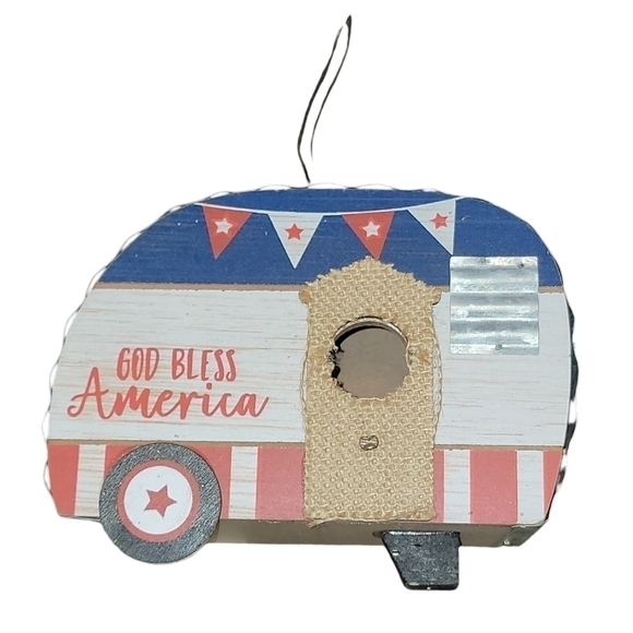 God Bless America Camper Birdhouse-NWT Decor Patriotic super cute camper - Picture 3 of 6